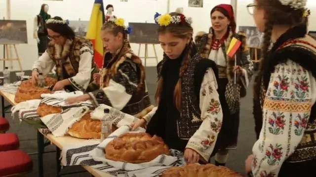 Festivalul Bucovinei ajunge în Piața George Enescu din București cu parade tradiționale și degustări