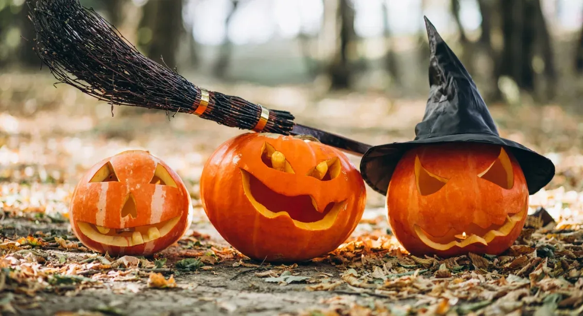Evenimente de Halloween în București: proiecții nocturne de film, patinaj și activități pentru copii